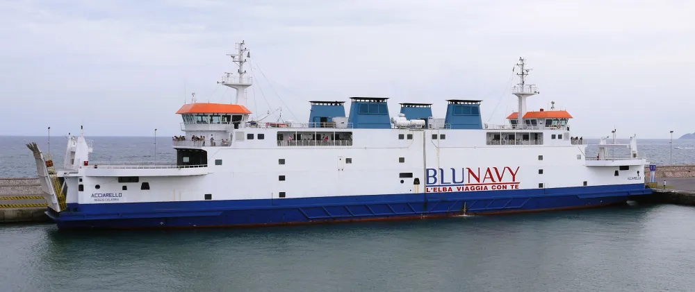 Blu Navy Fähre nach Elba